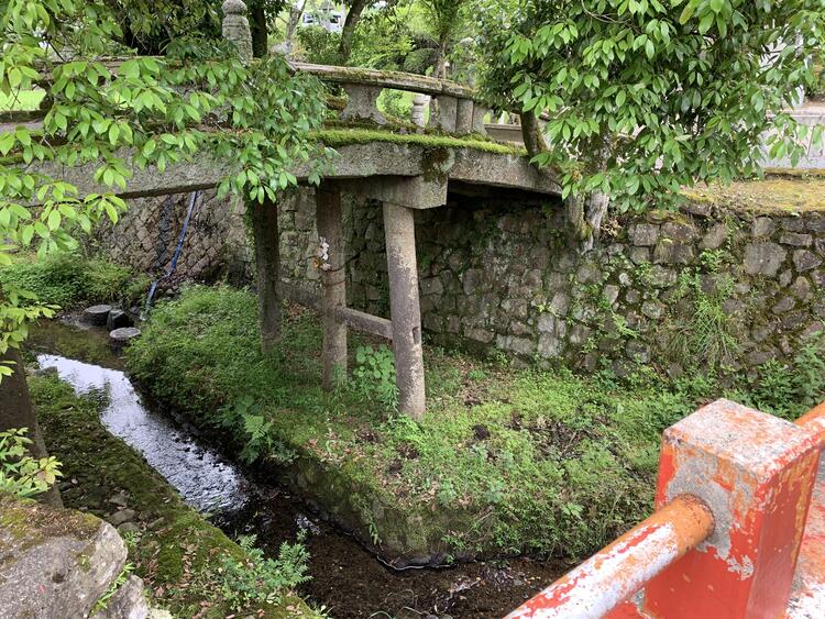 大鳥神社　太鼓橋