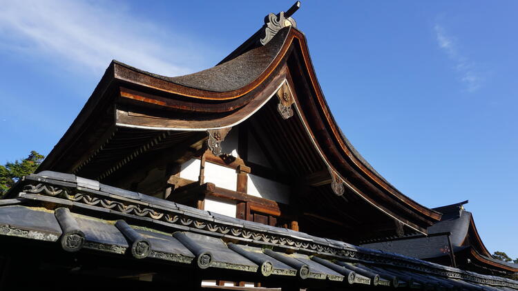 三尾神社　本殿