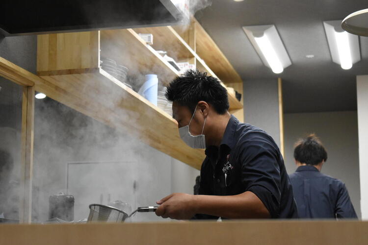 時雨製麺所　店主