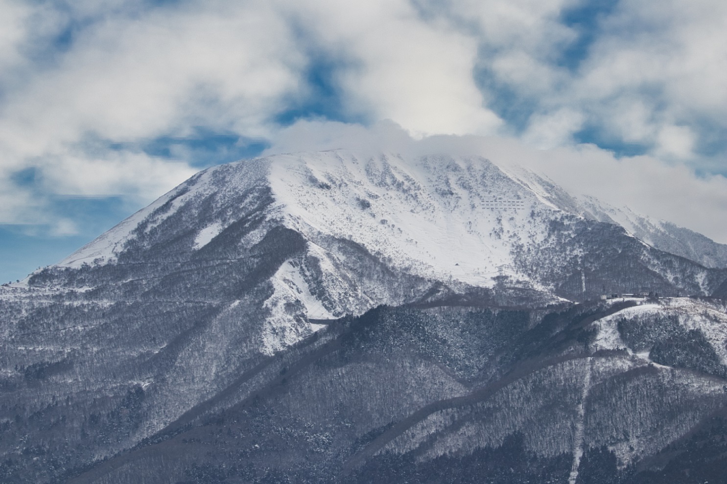 伊吹山