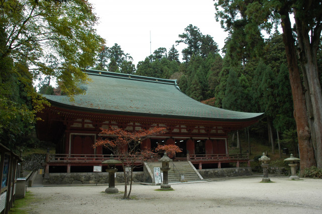 世界遺産延暦寺の釈迦堂特別公開と修行の道をあるく 滋賀県観光情報 公式観光サイト 滋賀 びわ湖のすべてがわかる 世界遺産延暦寺の釈迦堂特別公開と修行の道をあるく 滋賀県観光情報 公式観光サイト 滋賀 びわ湖のすべてがわかる