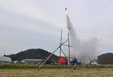戦国ロケット 流星 打ち上げ 滋賀県観光情報 公式観光サイト 滋賀 びわ湖のすべてがわかる