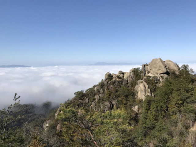 金勝山系 滋賀県観光情報 公式観光サイト 滋賀 びわ湖のすべてがわかる